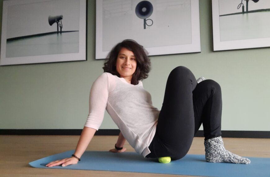 2025-Joyce-yinhouding-met-tennisballen